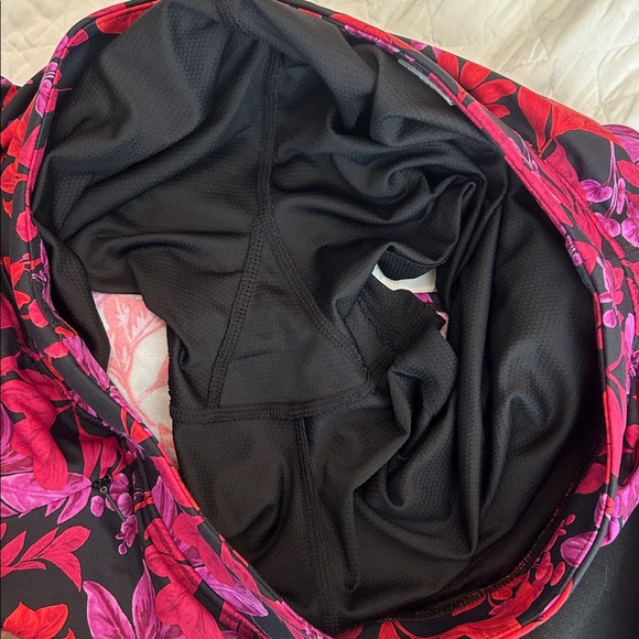 TOMMY BAHAMA Aubrey Joyful Jewel Skort - Picture 12 of 12